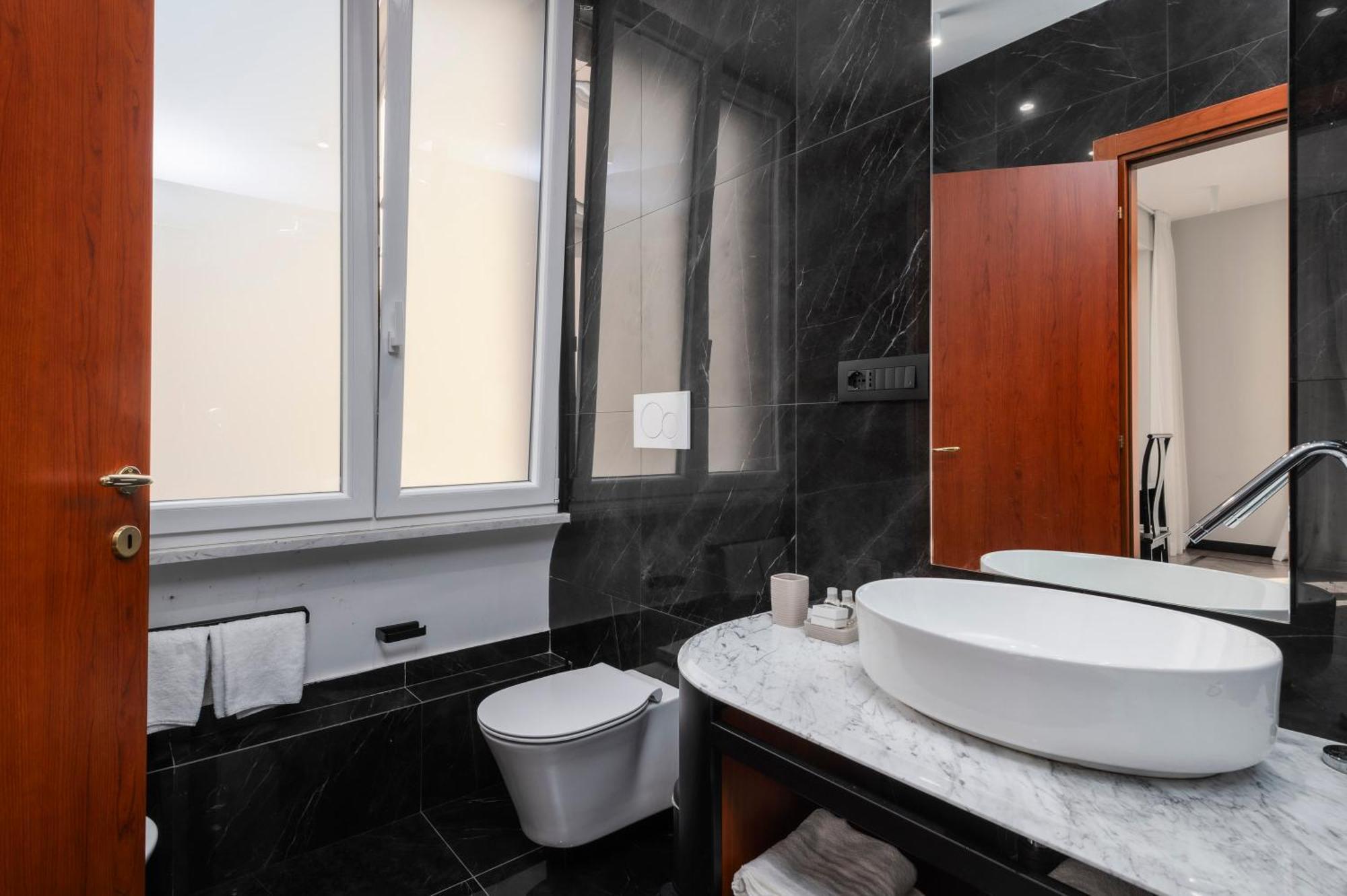 Hotel Valeri โรม ภายนอก รูปภาพ